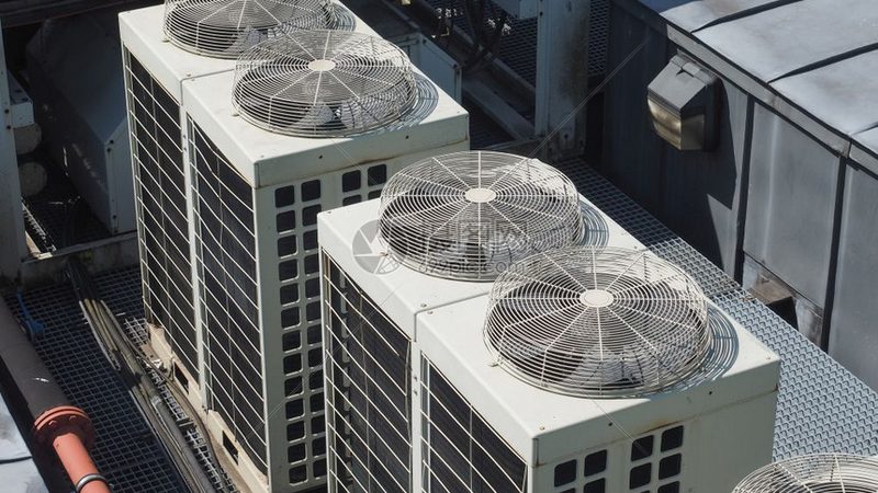 闭式与开式冷却塔：结构差异解析**